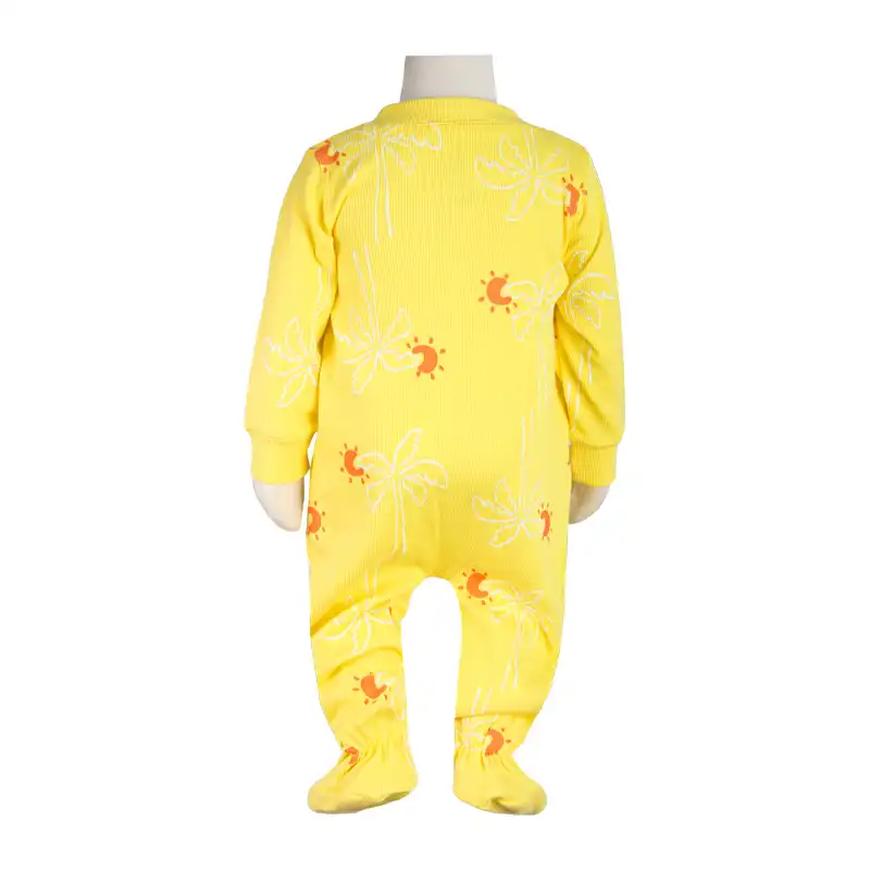 ست سرهمی و کلاه نوزادی  آدمک مدل نخل کد 130024 رنگ لیمویی