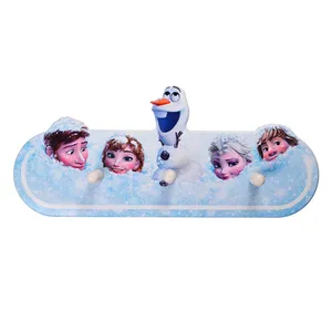 آویز لباس کودک مدل فروزن کد AH-16