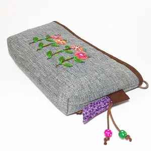 کیف لوازم آرایش زنانه مدل 4 گل