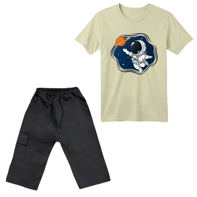 ست تی‌شرت آستین کوتاه و شلوارک پسرانه مدل فضانورد کد ۱۶