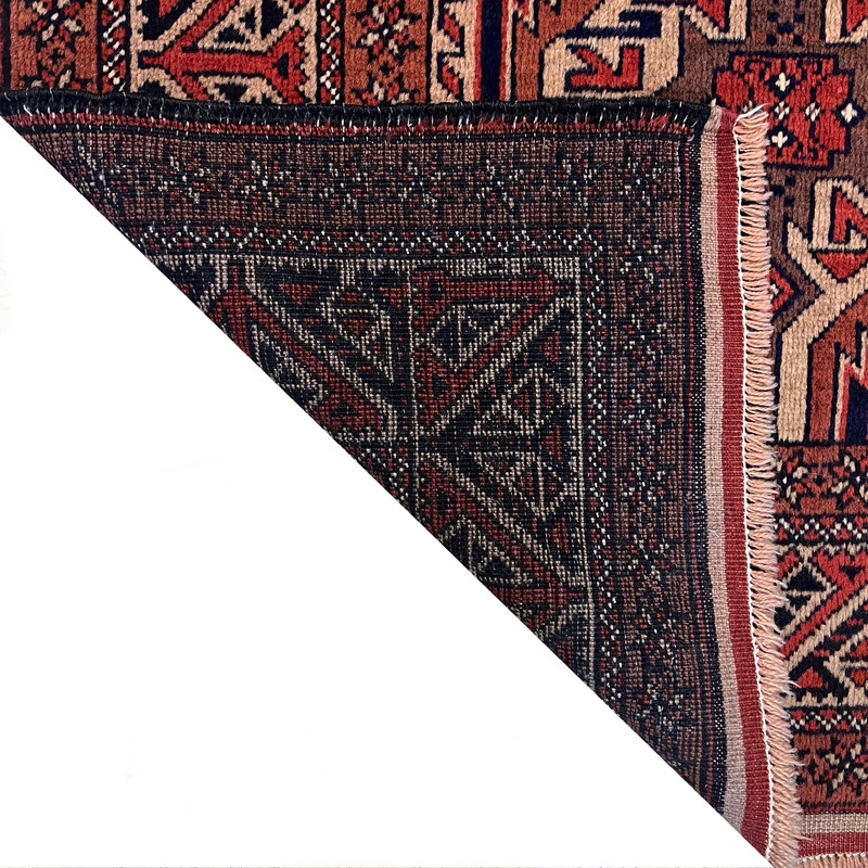 فرش دستبافت‌ ۱.۵ متری مدل بلوچ طرح هندسی