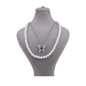 گردنبند زنانه مدل دولاین طرح مروارید و پروانه