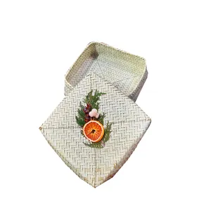 جعبه هدیه دست‌ساز مدل ترمه