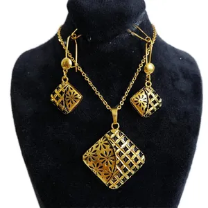 نیم ست زنانه مدل لوزی