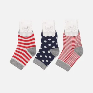 جوراب پسرانه فیورلا مدل 14477 بسته 3 عددی