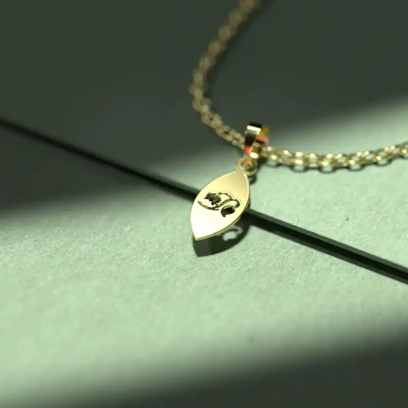 گردنبند طلا 18 عیار زنانه مدوپد مدل هندسی کد W2-1-1077