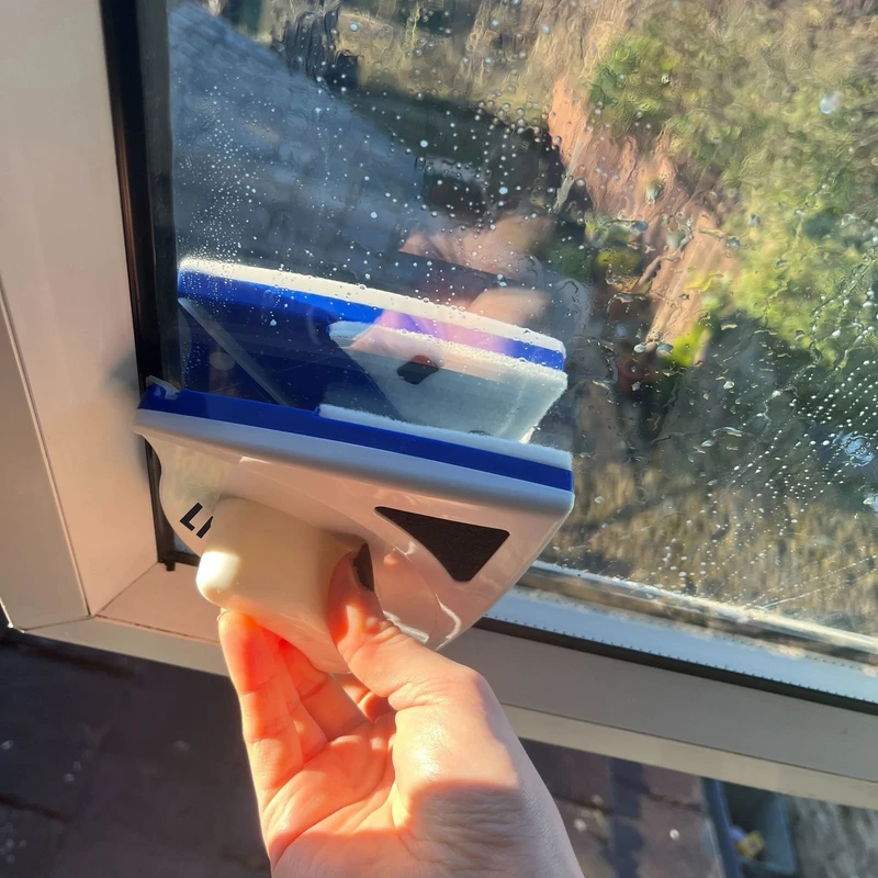 عکس شماره 6 : شیشه پاک کن مغناطیسی لایفینو مدل دوجداره