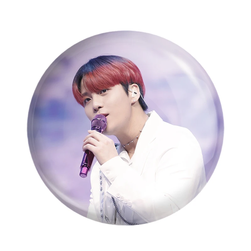 مگنت خندالو مدل جونگهو گروه ایتیز ATEEZ  کد 21284