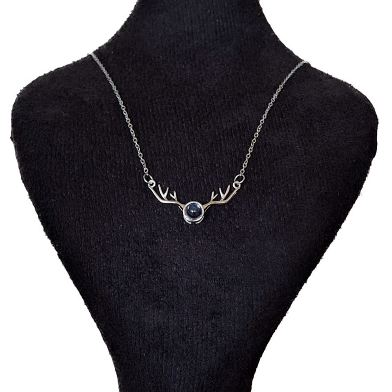 گردنبند زنانه مدل دوست دارم به صد زبان دنیا شاخ گوزن گردنبند زنانه مدل دوست دارم به صد زبان دنیا شاخ گوزن