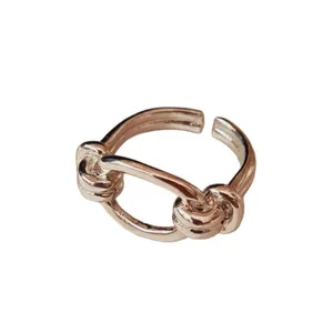 انگشتر زنانه مدل گره زنجیری لنگر لنا