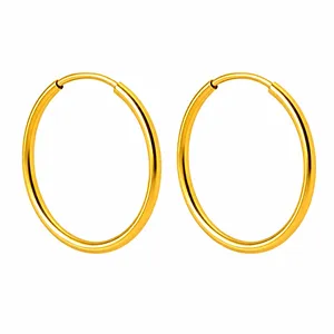 گوشواره حلقه‌ای طلا 18 عیار زنانه طلای معتمدی مدل کلاسیک