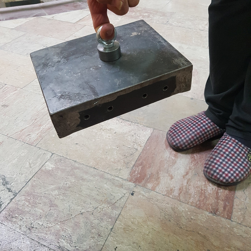 آهن ربا مدل استوانه کد ۱۲۰۴ آهن ربا مدل استوانه کد ۱۲۰۴