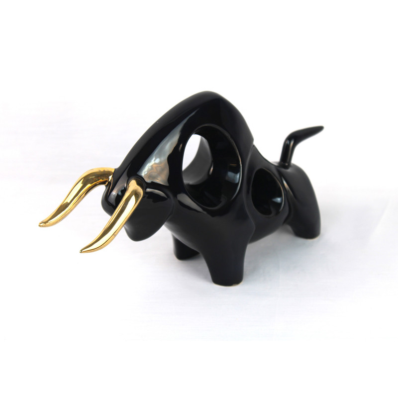 مجسمه مدل گاو