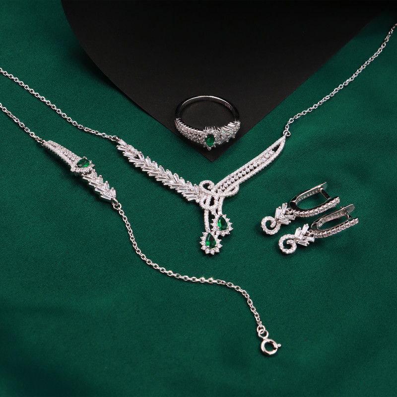 سرویس نقره زنانه جی تی ای مدل جی نایس