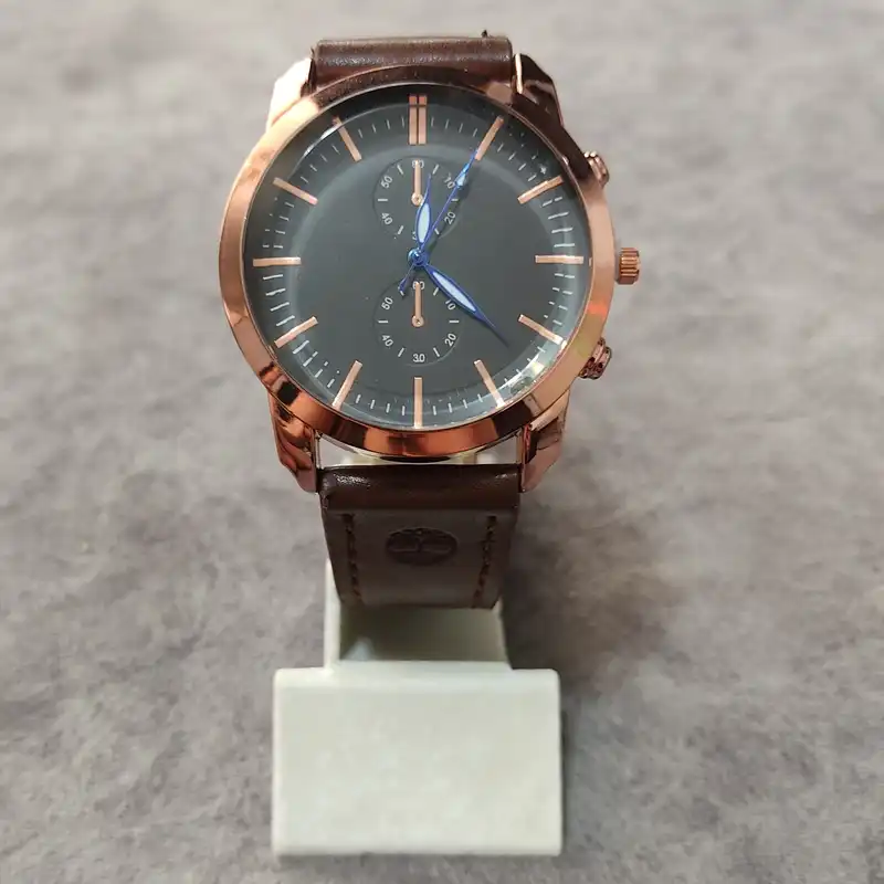 ساعت مچی عقربه ای مدل بند چرمی کد 002