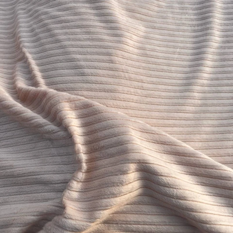 پارچه لباس عرض 1.8 متر مدل مخمل طرح راه راه رنگ کرم