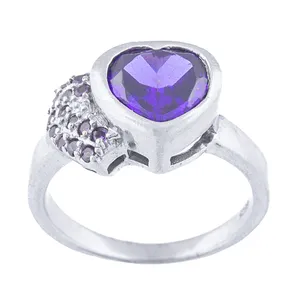 انگشتر نقره زنانه آمیتیس مدل قلب AMT-R146