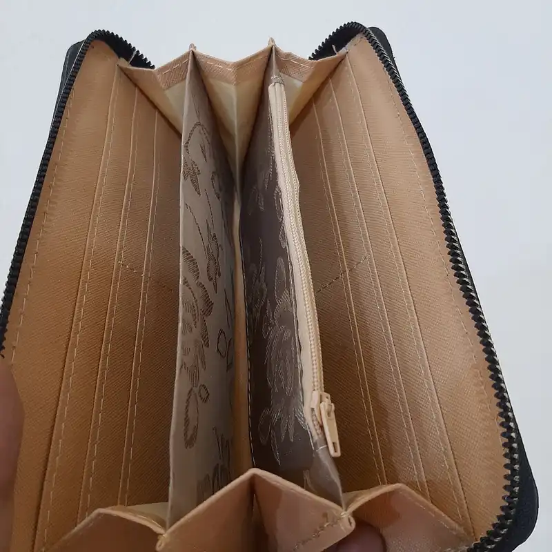 کیف پول مدل سرو