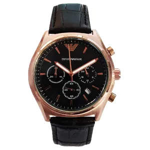 ساعت مچی عقربه‌ای مردانه مدل بندچرمی قاب فلزی تاریخ شمار سه موتور کرنوگراف کد 102