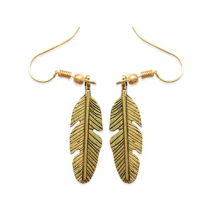 گوشواره دخترانه طرح پر کد 05