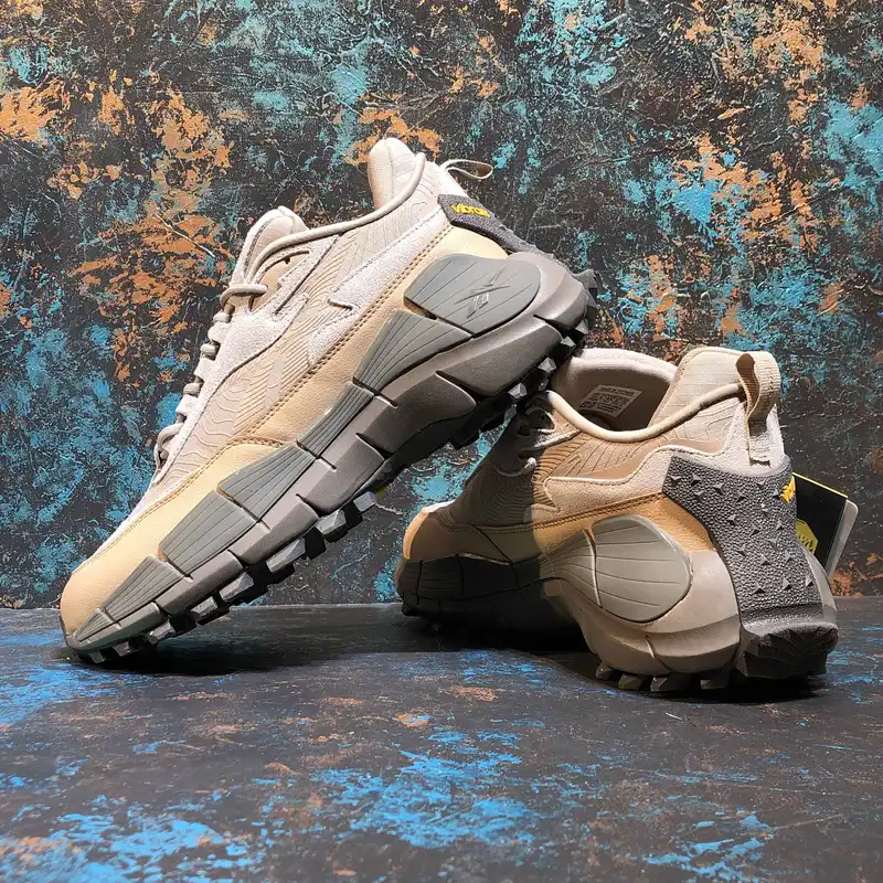 کفش طبیعت گردی مدل  ZIG KINETICA 2.5 EDGE KHAKI-118007007