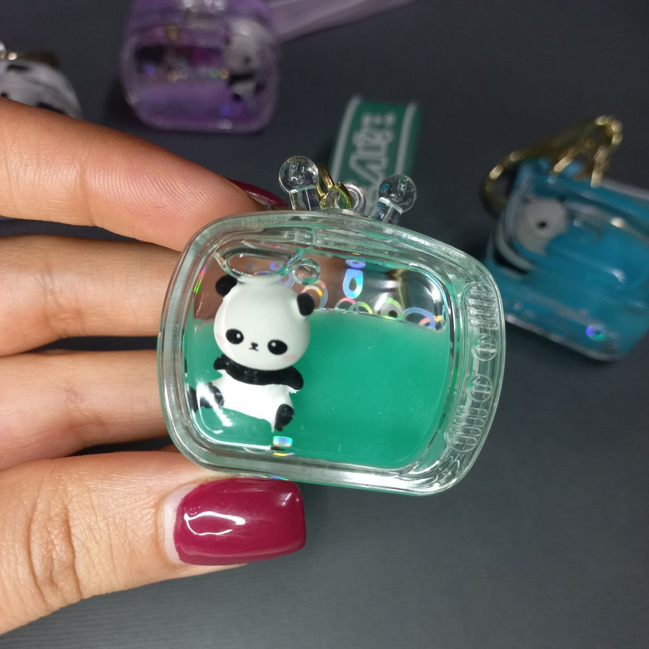 جاکلیدی دخترانه مدل آکواریومی طرح پاندا کد 01 جاکلیدی دخترانه مدل آکواریومی طرح پاندا کد 01