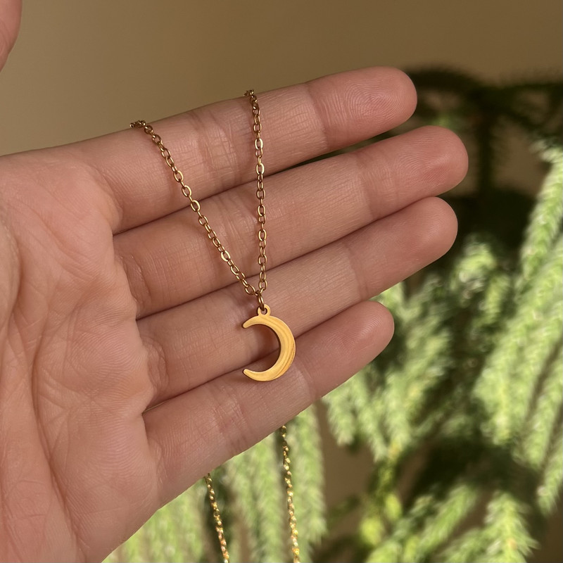 گردنبند زنانه مدل ماه کد 02