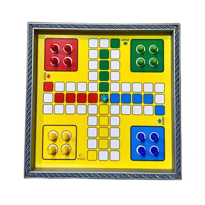 بازی فکری مدل منچ و مار پله طرح کاترین نقره ای