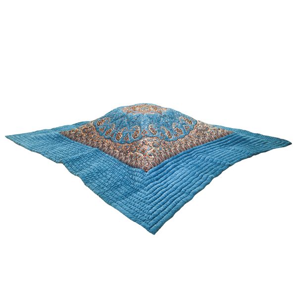 لحاف کرسی مدل درباری کلاسیک کد 1601 سایز 300x300 سانتی متر
