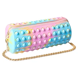 کیف لوازم آرایش زنانه مدل پاپیت دار استوانه ای