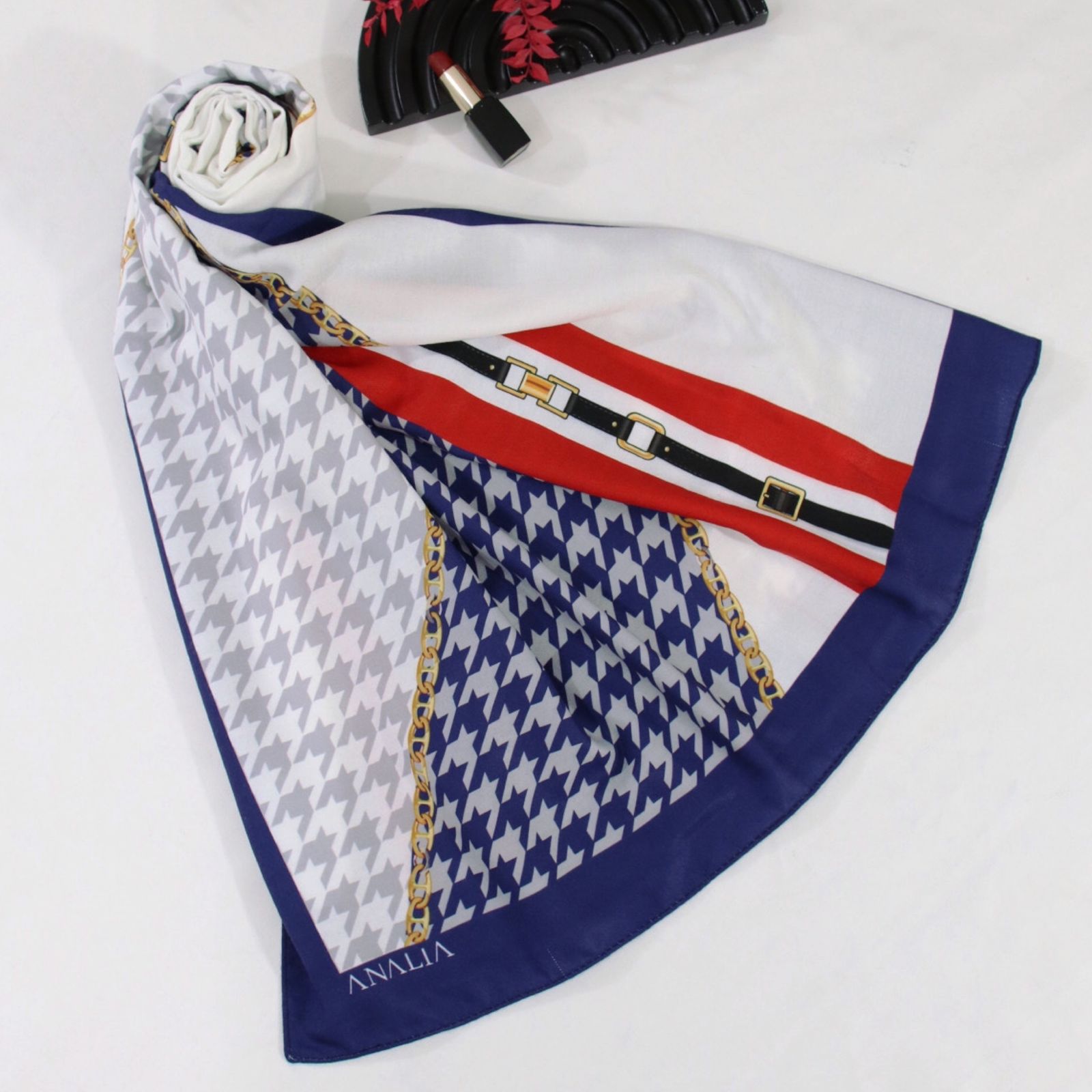 شال زنانه مدل موهر طرح پیچازی کد 2762 - - 35