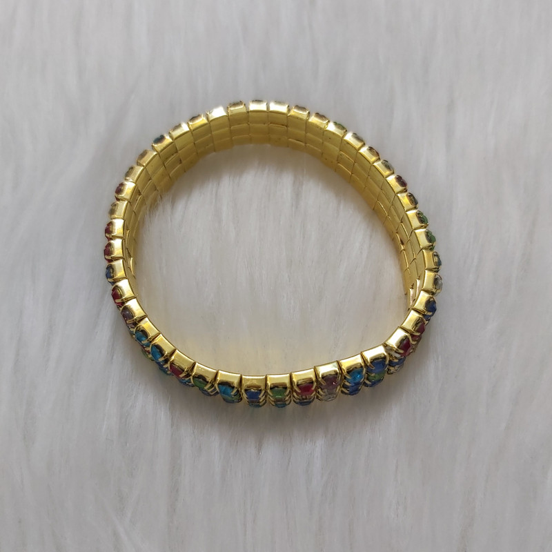 دستبند زنانه مدل کشی طرح نگین کد ng3111