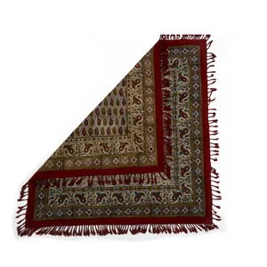 رومیزی قلمکارممتاز اصفهان اثر عطريان طرح درهم شویدی مدل G184