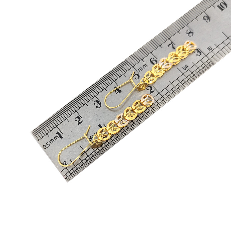 گوشواره طلا 18 عیار زنانه طلا و جواهرسازی افرا مدل لیزری 133