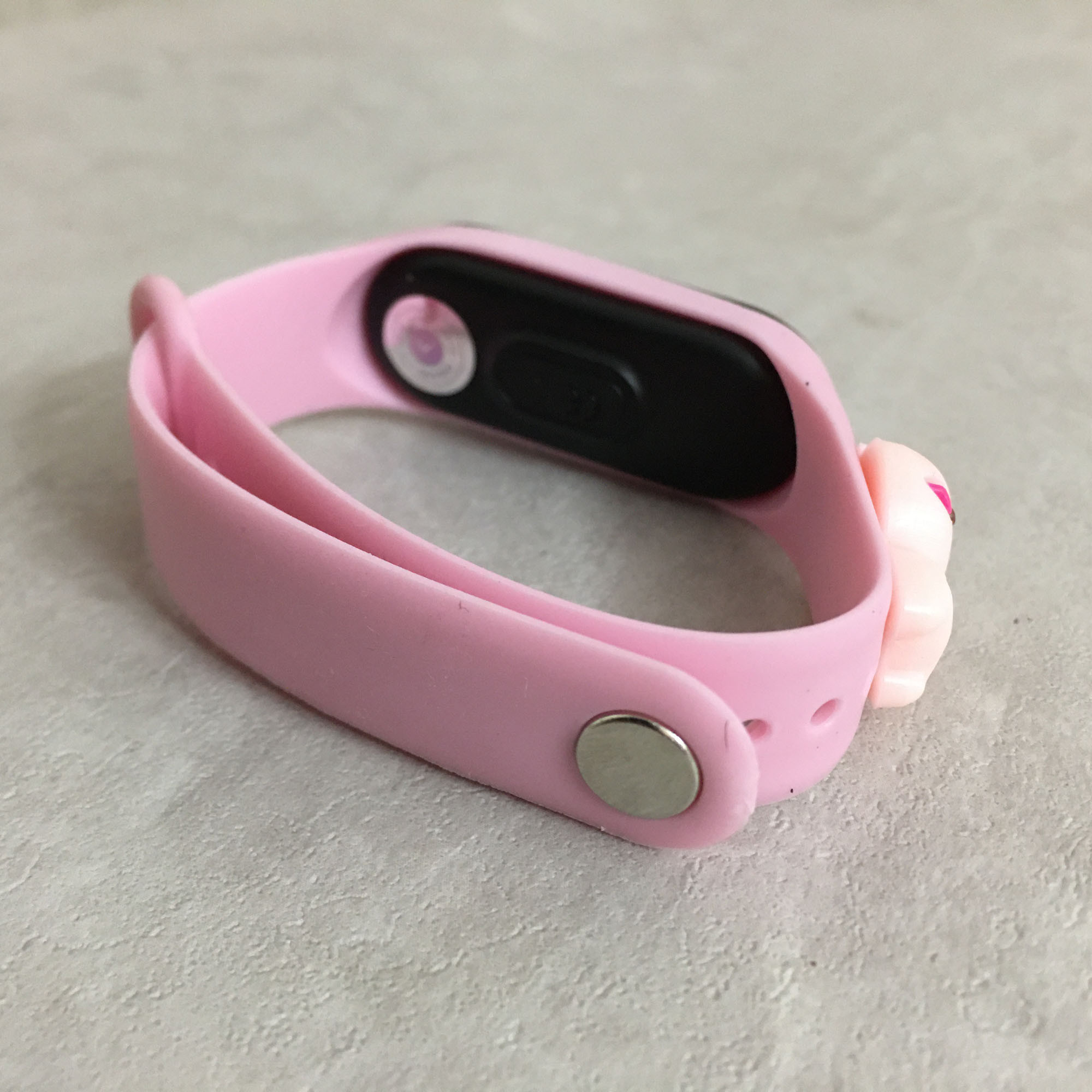 ساعت مچی دیجیتال مدل ضد آب سیلیکونی تربچه کیوت کد W TO PIN 33