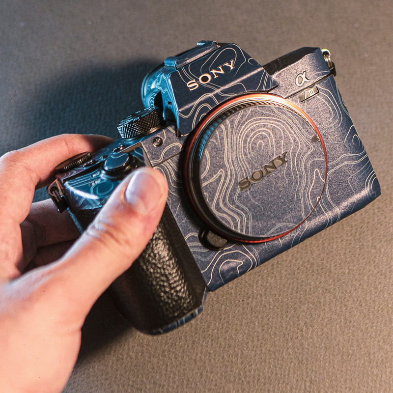 برچسب پوششی دوربین مدل توپوگرافی مناسب برای دوربین عکاسی سونی Sony Alpha 7 III