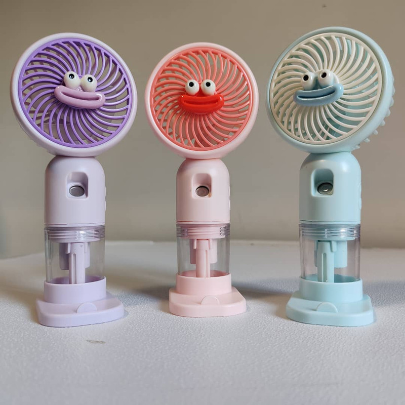 پنکه شارژی مدل مه پاش کد EAPYBARA FAN ظرفیت 500 میلی آمپر ساعت