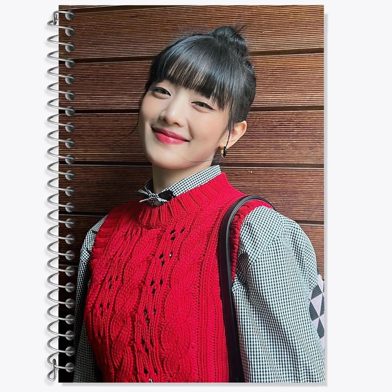 دفتر لغت 50 برگ خندالو مدل مینی گروه جی آیدل GIdle کد 19532