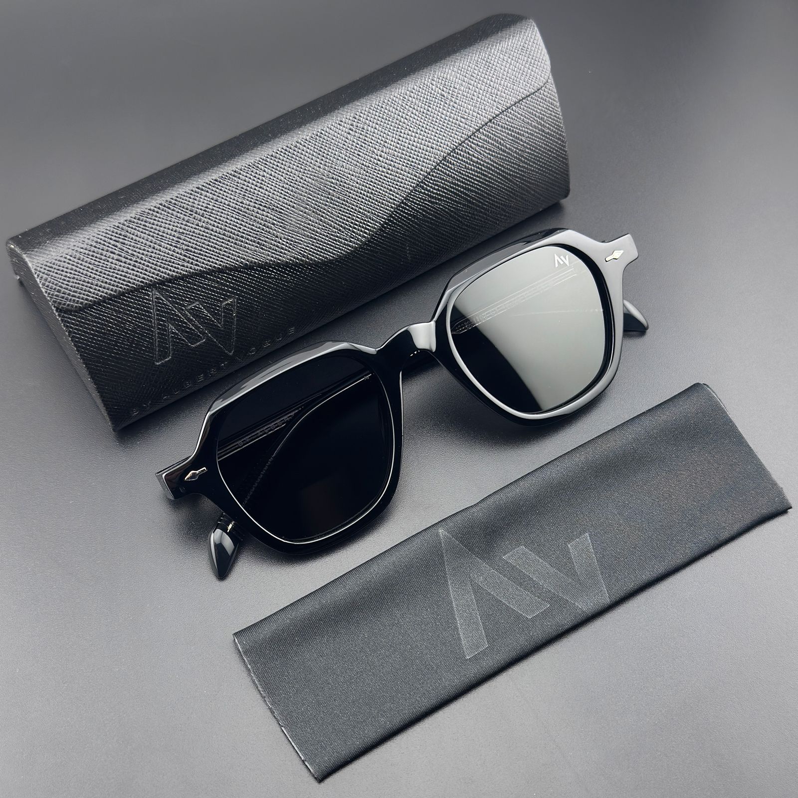 عینک آفتابی زنانه آلبرت وگ مدل S31103C1 Acetate Avantgarde Visionary -  - 8