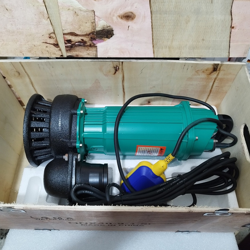 پمپ کف کش لوما مدل QDX40-9-1.5F پمپ کف کش لوما مدل QDX40-9-1.5F