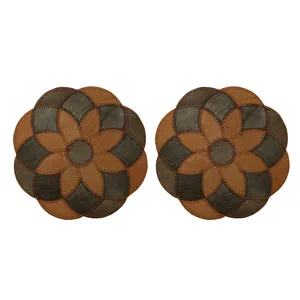 رومیزی مدل چرم طبیعی طرح گل هندسی کد 0066 مجموعه 2 عددی