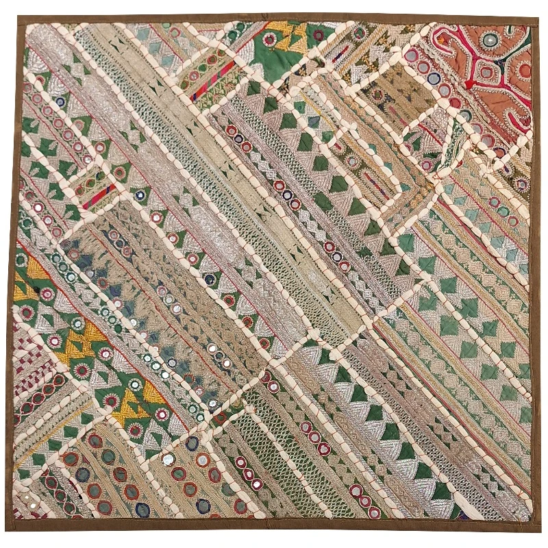 رومیزی سوزن دوزی مدل چهل تیکه کد MORKOH4