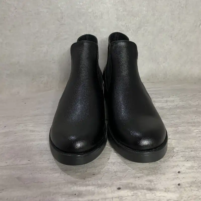 نیم بوت زنانه مدل کلارا