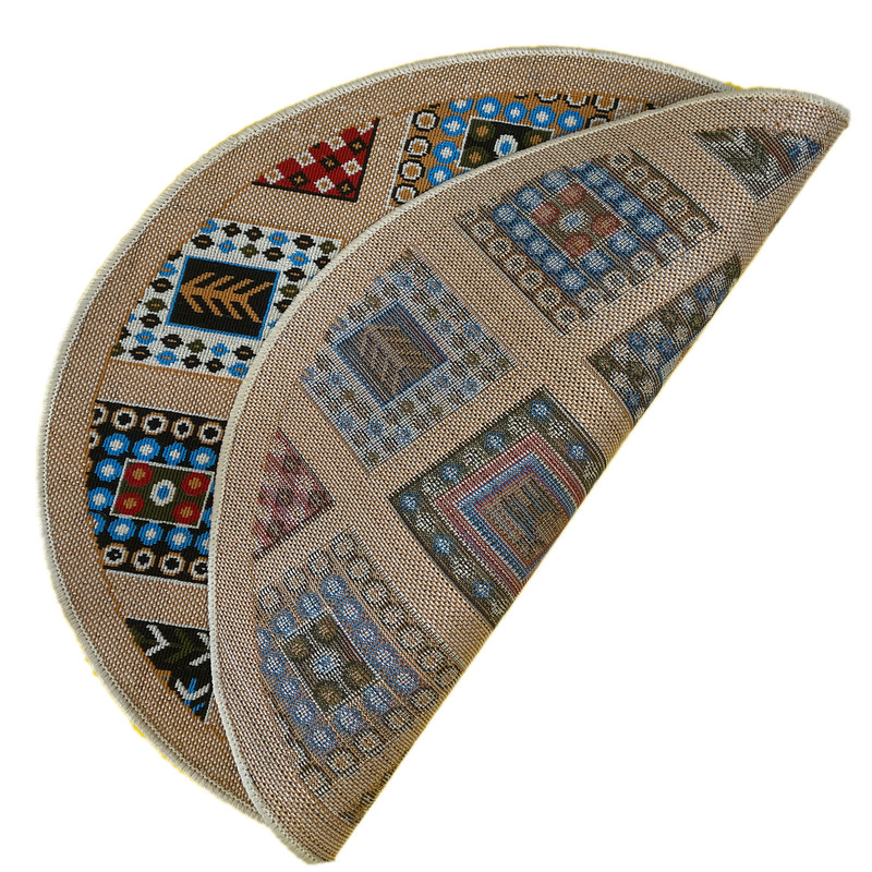 گلیم ماشینی مدل خشتی طرح گرد