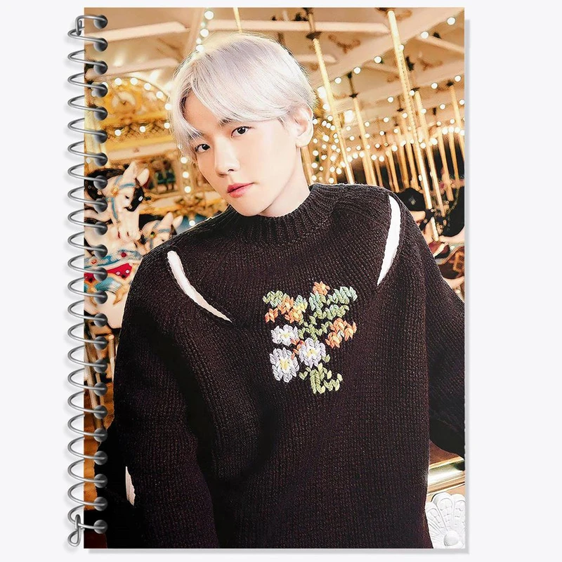 دفتر زبان 50 برگ خندالو مدل دو خط طرح بکهیون گروه اکسو EXO کد 16769