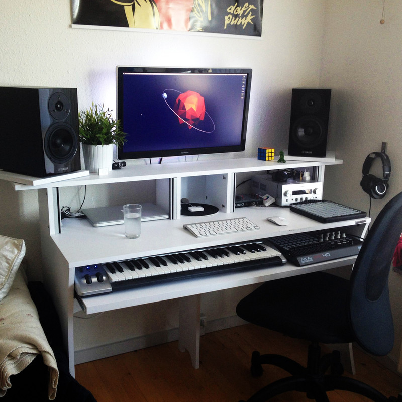 میز استودیو مدل DLF106M