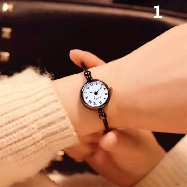 ساعت مچی عقربه ای زنانه مدل دستبندی کد 2024BU