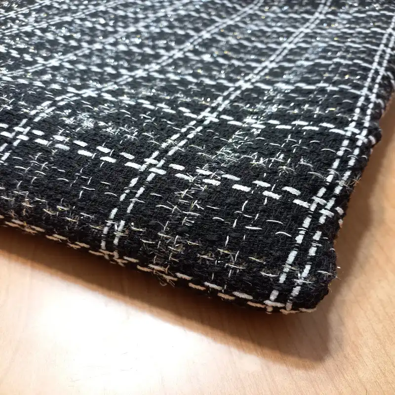 پارچه مانتو مدل شانل کد 84