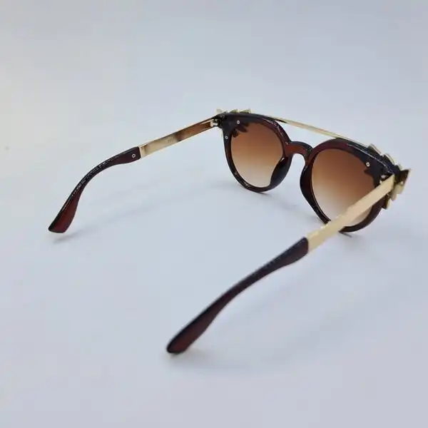 عینک آفتابی زنانه مدل نگین دار 6697