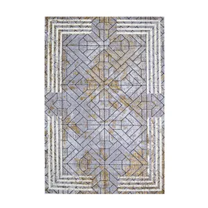 فرش ماشینی 320 شانه فرش سهند زمینه خاکستری حاشیه طوسی مدل SO26.0A